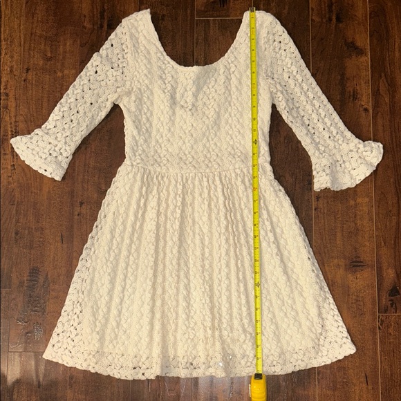 Mimi Chica Ivory Lace Kids Dress - Picture 2 of 8